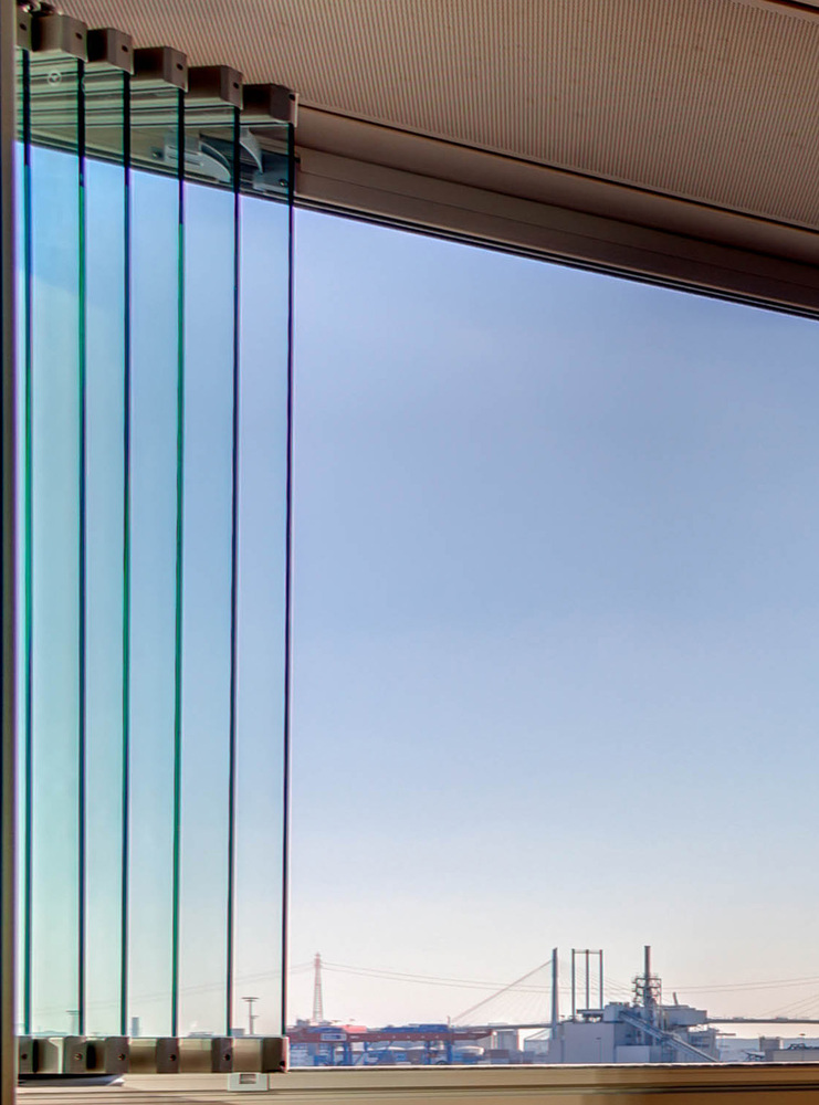 Glazed Façades and How They Protect Against Wind Cold and Noise - 10867